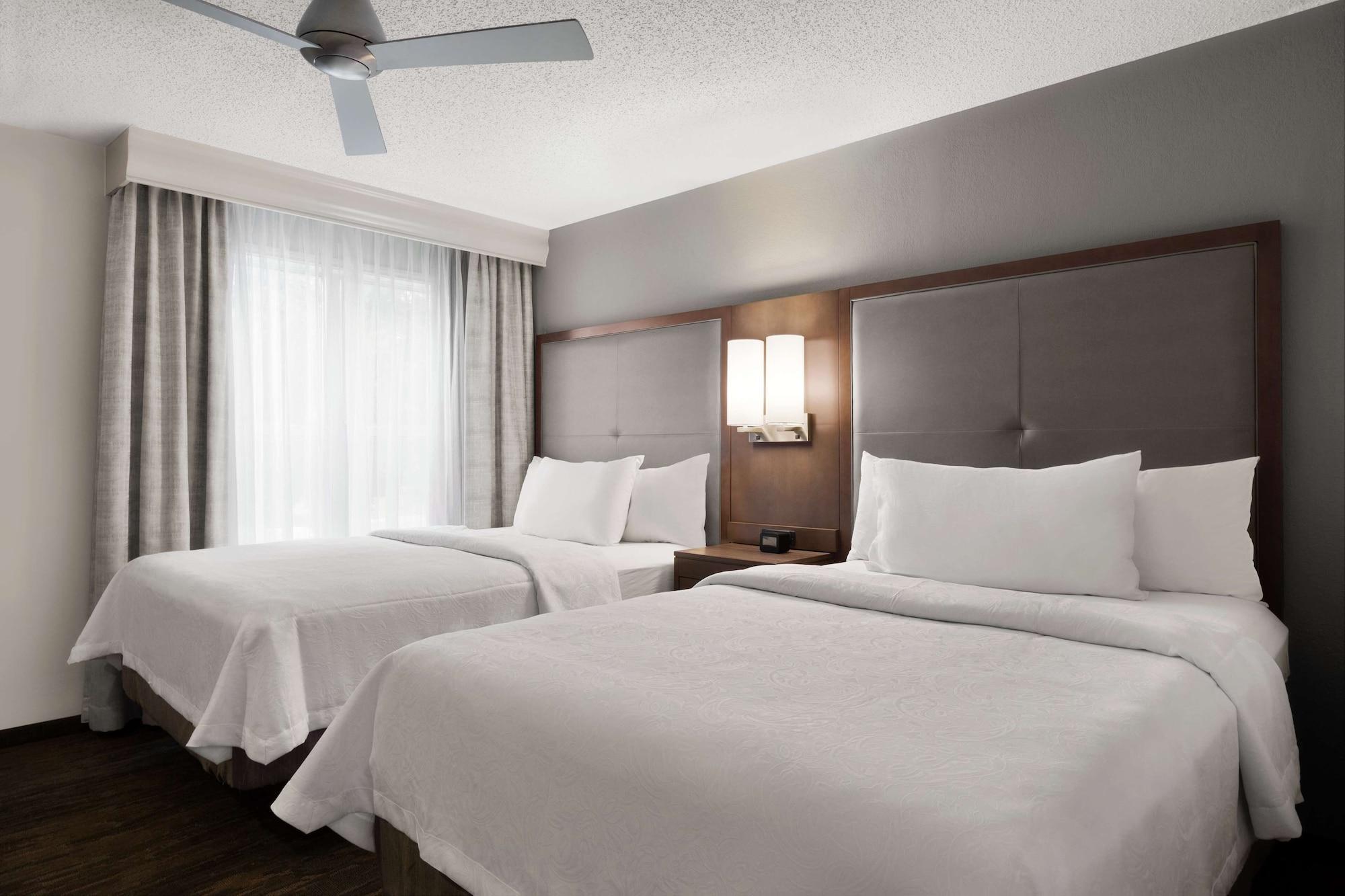 Addison Suites Exterior foto