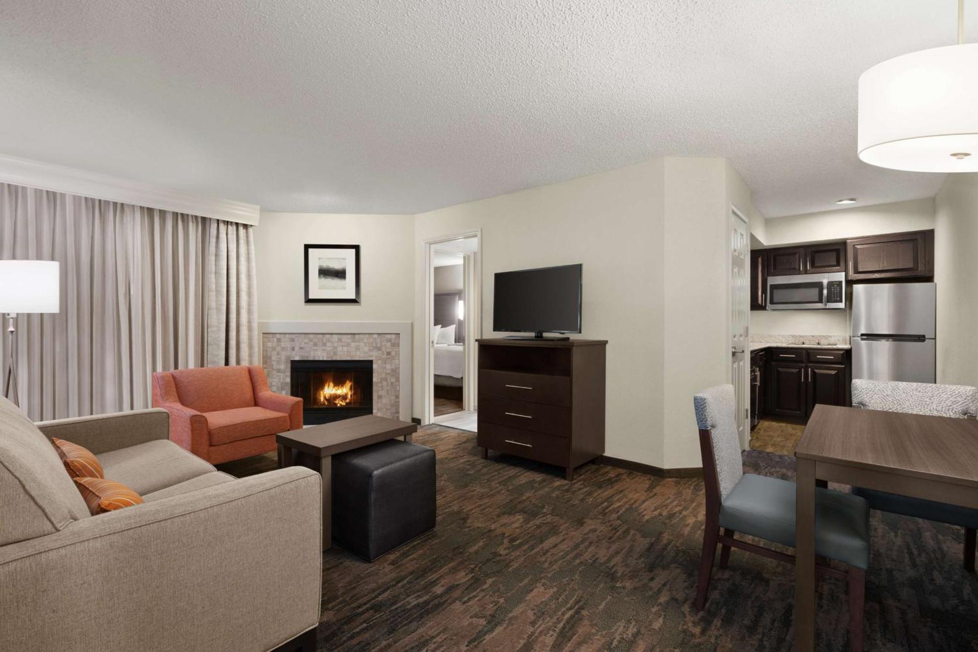 Addison Suites Exterior foto