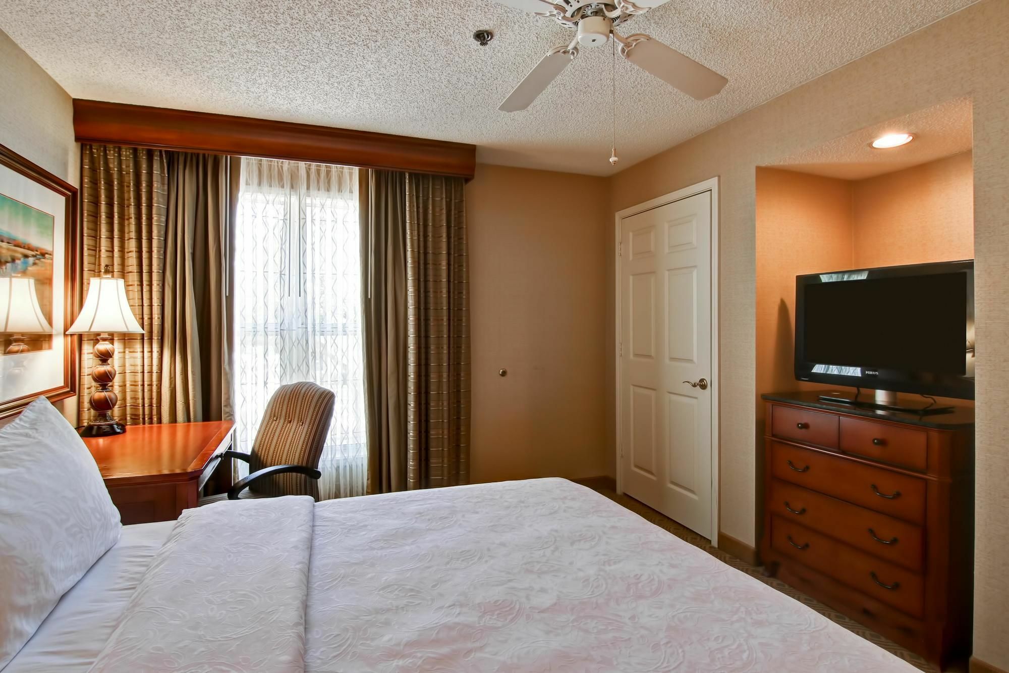 Addison Suites Exterior foto